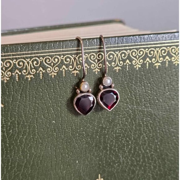 Discontinued Silpada "Get Glowing" Garnet & Pearl Earrings - Picture 1 of 9